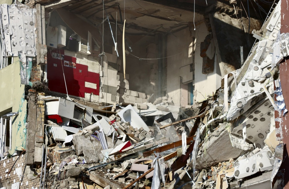 Najmanje dvoje poginulih u ruskom napadu na Ukrajinu uoči uskrsnog primirja