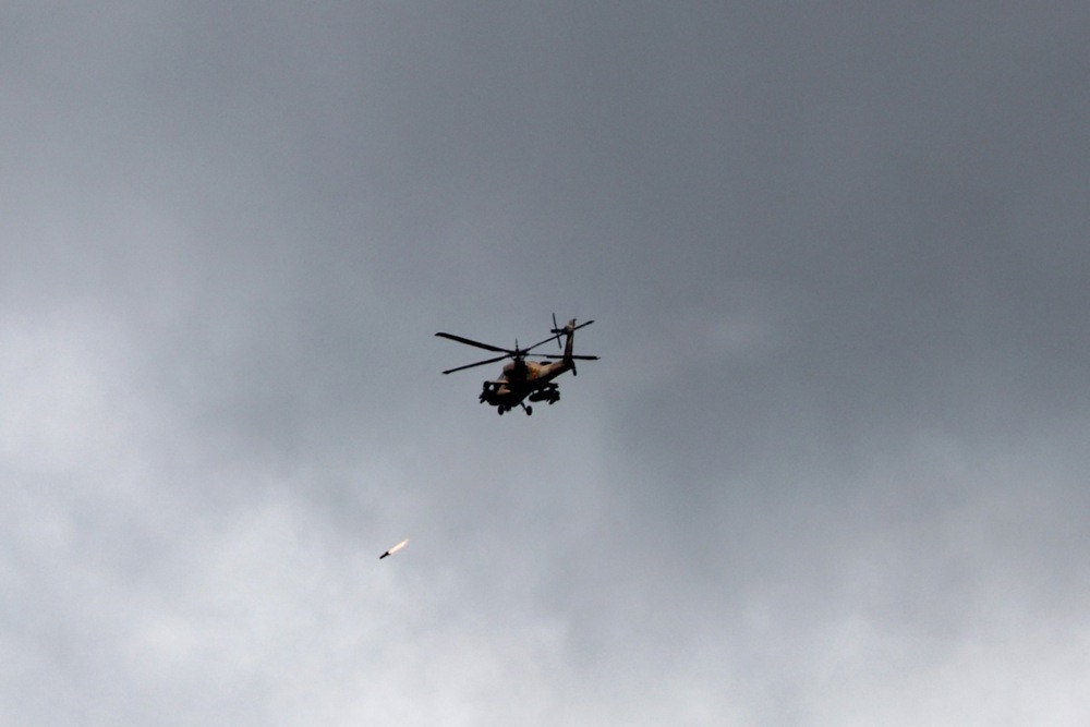 Iranski balistički napadi pogodili centralni i južni Izrael - Hitne službe na terenu