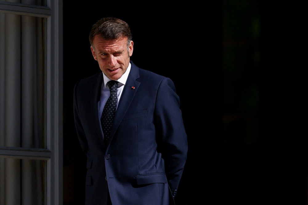 Macron razgovarao s Pezeshkianom i Trumpom o primirju i Hormuškom moreuzu