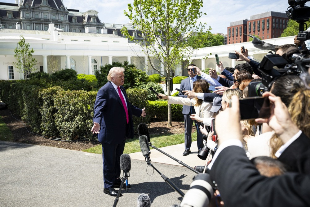 Trump: Iran ne može ucjenjivati SAD Hormuškim moreuzom