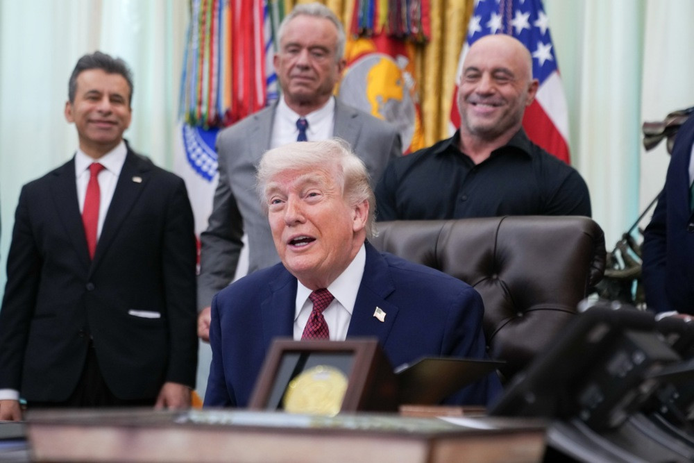 Trump ponovo kritizira Španiju: "Pogledajte koliko loše stoje"