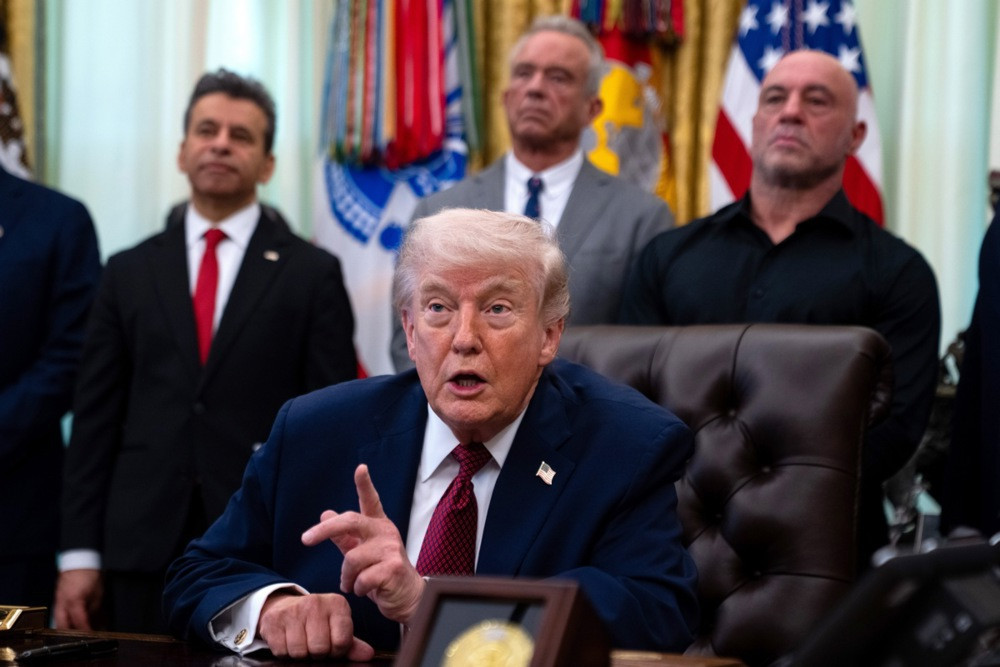 Trump tvrdi da će sporazum s Iranom biti potpisan danas; zaprijetio razaranjem ako pregovori propadnu