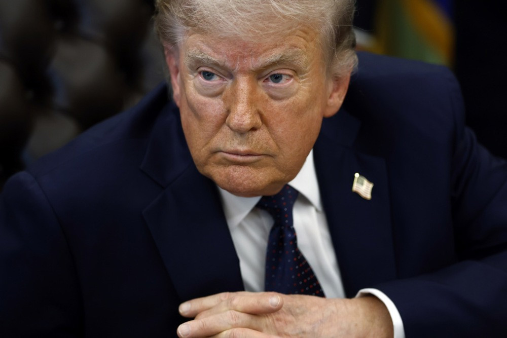 Trump poručio Iranu: Ne šaljemo pregovarače, vi možete doći u Washington