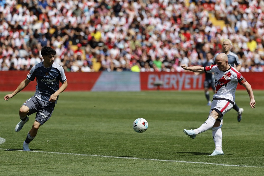Rayo Vallecano golom u nadoknadi vremena do boda protiv Real Sociedada