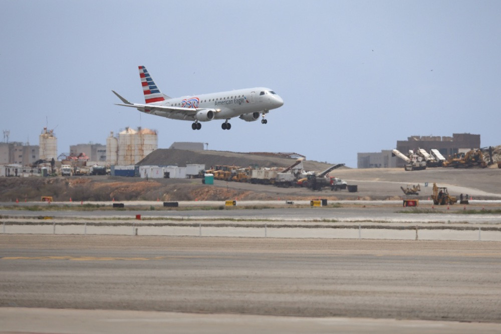 Američki avion udario pješaka tokom polijetanja u Denveru