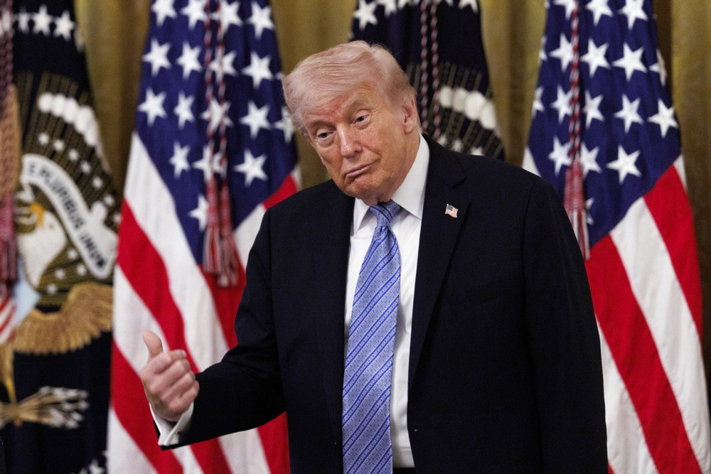 Trump Iranu poručio da se preda mahanjem bijele zastave