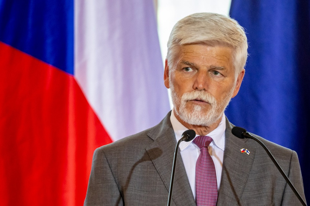 Pavel prkosi vladi, kaže da će predvoditi češku delegaciju na NATO samitu u Ankari