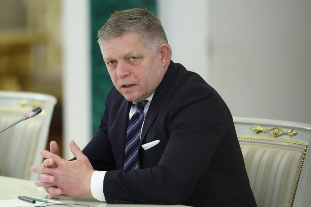 Slovačka, Njemačka i Češka reagovale na incident u Rumuniji: Fico poziva na dijalog s Rusijom, drugi traže snažan odgovor