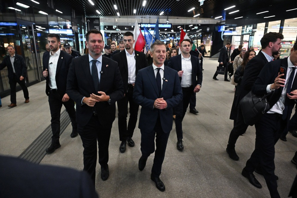 Novi mađarski premijer želi ojačati veze s Poljskom i proširiti format Višegradske grupe