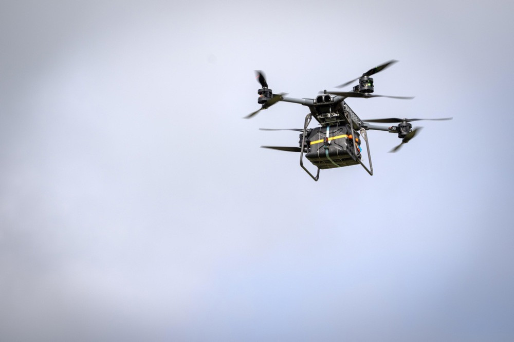 Dron pao u jezero u Latviji i eksplodirao nakon udara u vodu