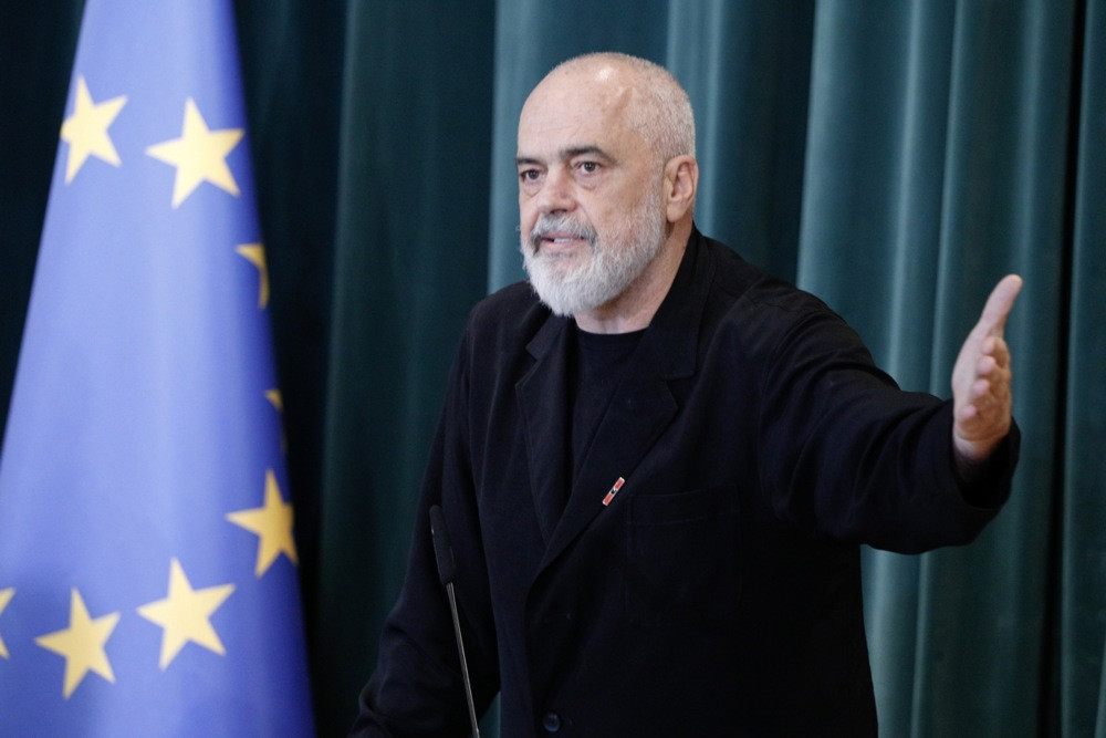 Rama uporedio kandidate za EU sa djecom koja odrastaju za istim stolom
