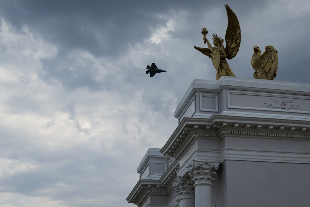 Srušio se američki borbeni avion F-35 u Kaliforniji: Pilot se katapultirao