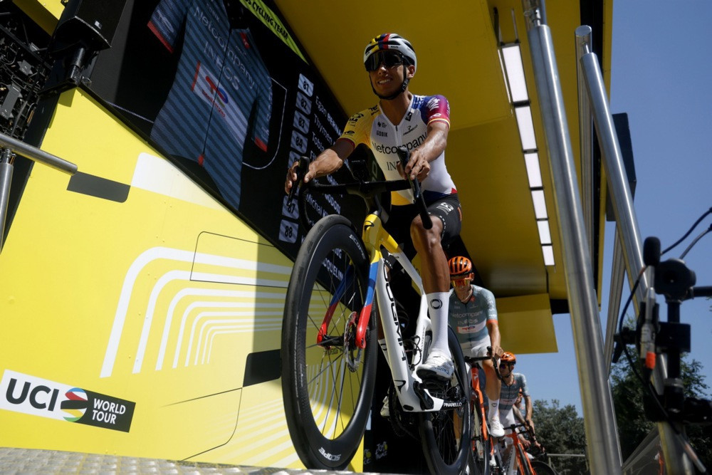 Šumski požar u Francuskoj: Evakuisano više od 10.000 stanovnika, ugrožen i Tour de France