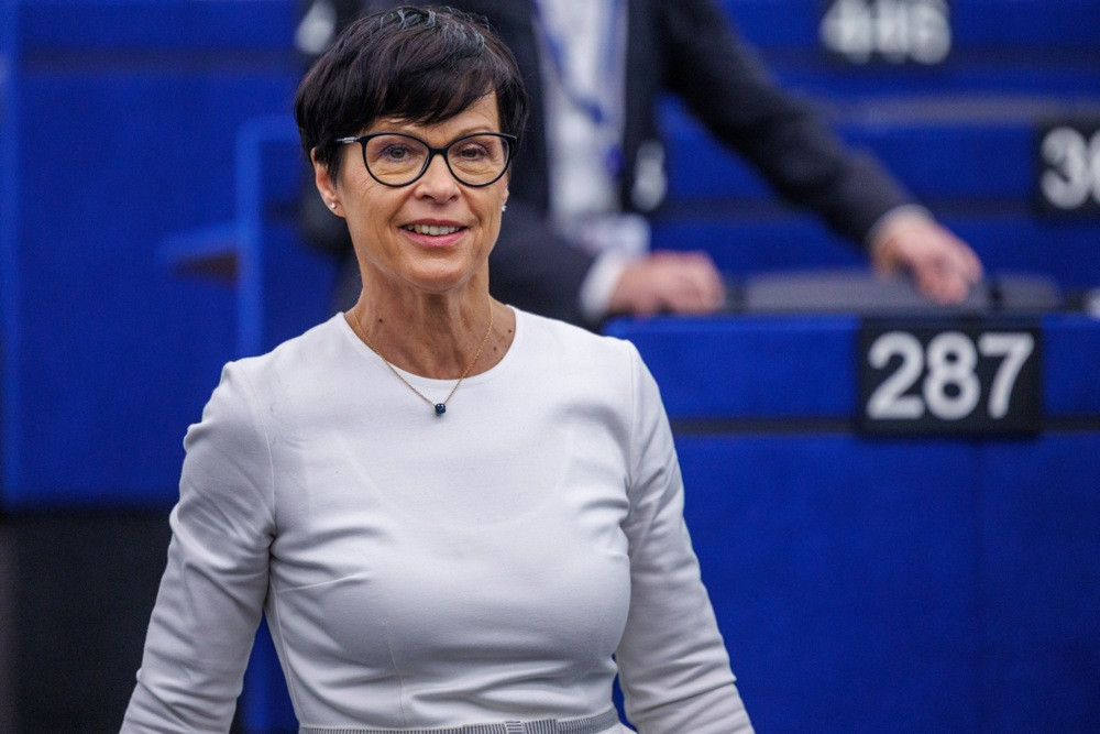 Marta Kos: Veličanje Ratka Mladića protivno vrijednostima EU, Beograd mora odlučiti gdje pripada