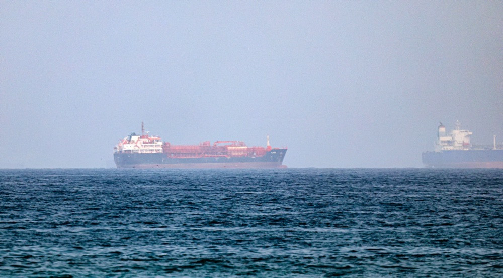 Promet kroz Hormuški moreuz i dalje usporen uprkos prekidu sukoba SAD-a i Irana