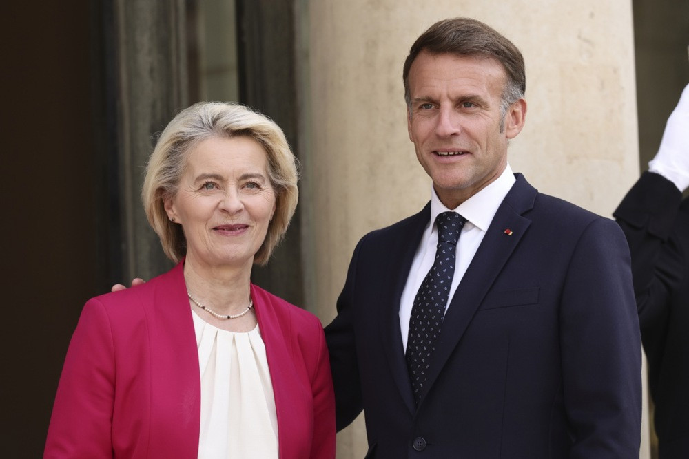 Macron i von der Leyen traže snažniju evropsku ulogu u svemiru