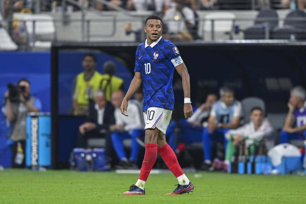 Mbappe zbog gripa propustio trening Francuske