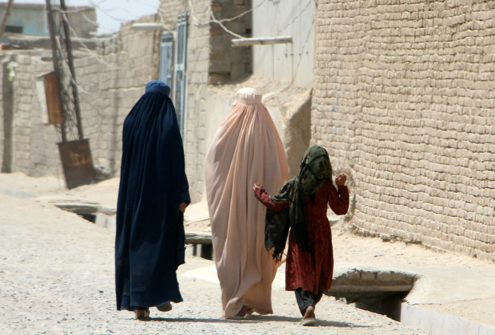 „Jednog dana će talibanima trebati obrazovane žene": Tri sestre nakon deportacije vraćene u Afganistan pod vlašću talibana