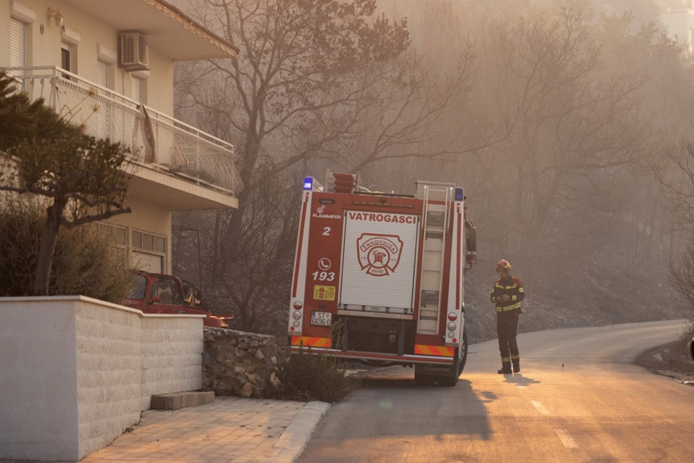 Uhićen muškarac osumnjičen za podmetanje požara na otoku Čiovu