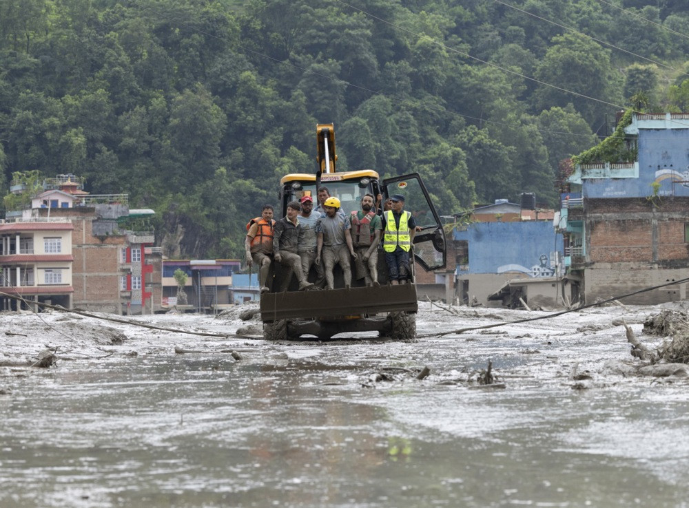 Stručnjaci upozoravaju na novu katastrofu u Nepalu: „Mogući su drugi i treći val"