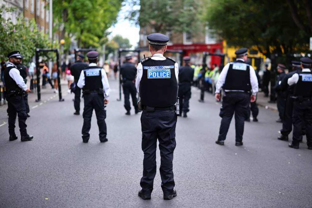 Stotine uhapšenih, desetine komada oružja zaplijenjeno na londonskom Notting Hill karnevalu