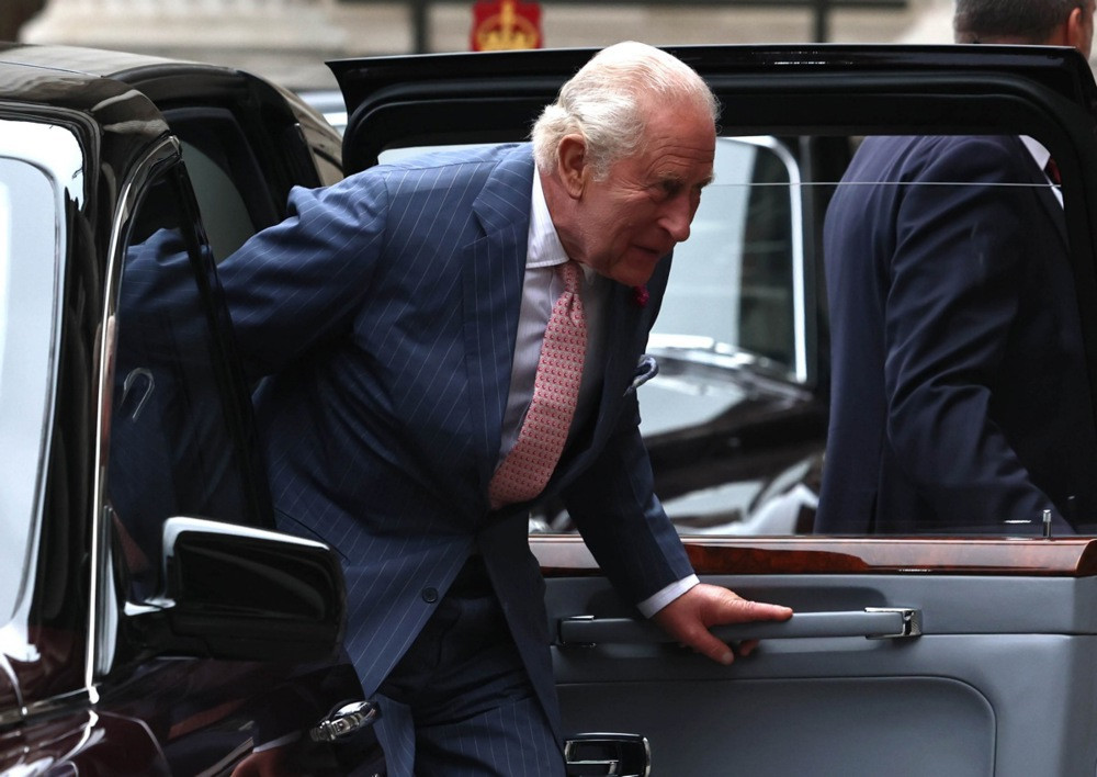 Kralj Charles III potvrdio: Harry i Meghan ostaju neaktivni članovi kraljevske porodice