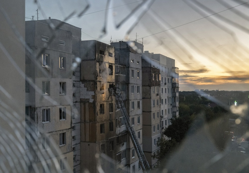 Rusija tokom noći lansirala 92 drona na Ukrajinu