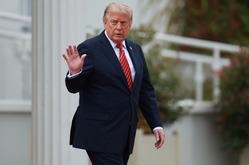 Trump uskoro potpisuje zakon koji omogućava carine do 100 posto kupcima ruske nafte