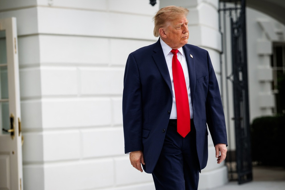 Trump: SAD sarađivao s Velikom Britanijom u hapšenju pet osoba u blizini baze RAF Fairford