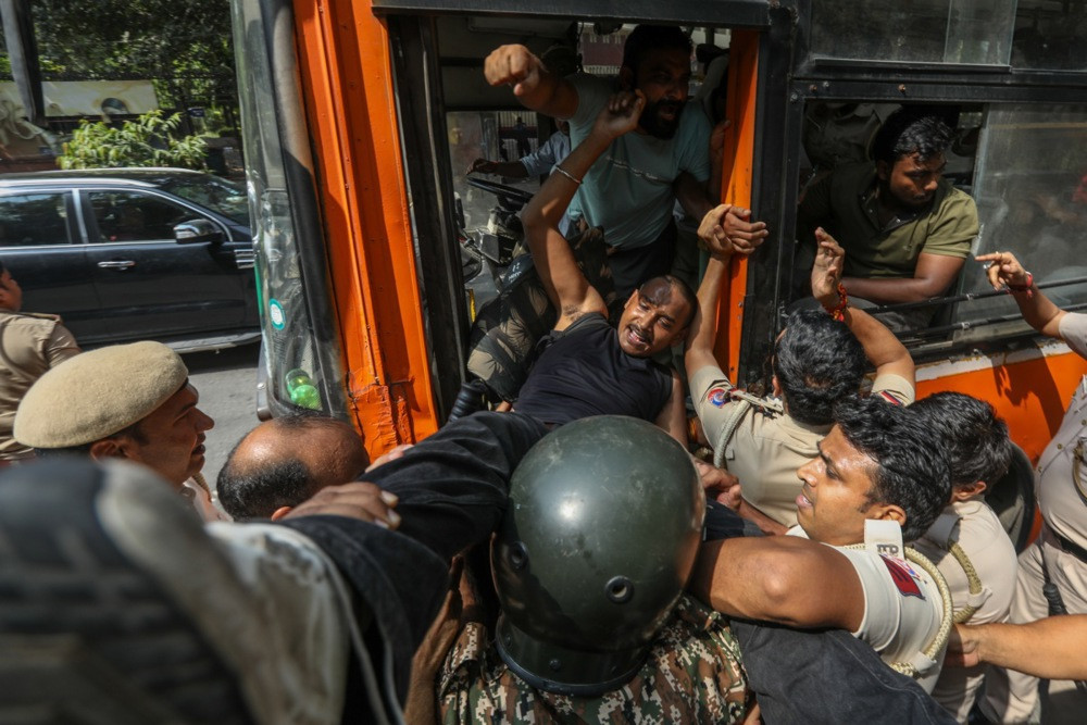 Masovna privođenja u Indiji: Policija blokirala dijelove New Delhija kako bi spriječila proteste