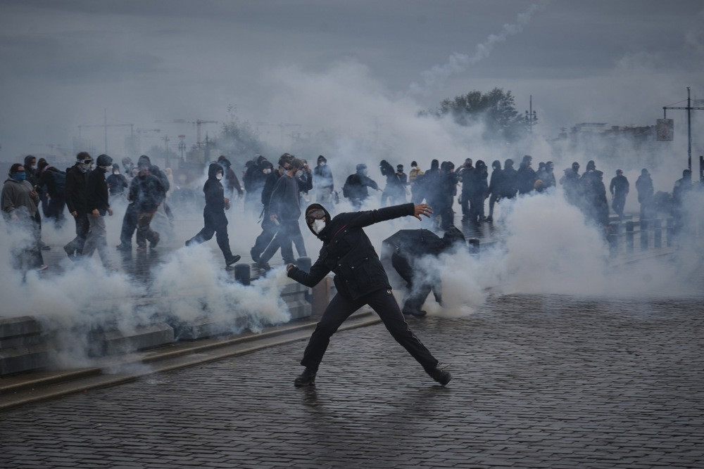 Više od 1.300 uhapšenih tokom protesta u Francuskoj