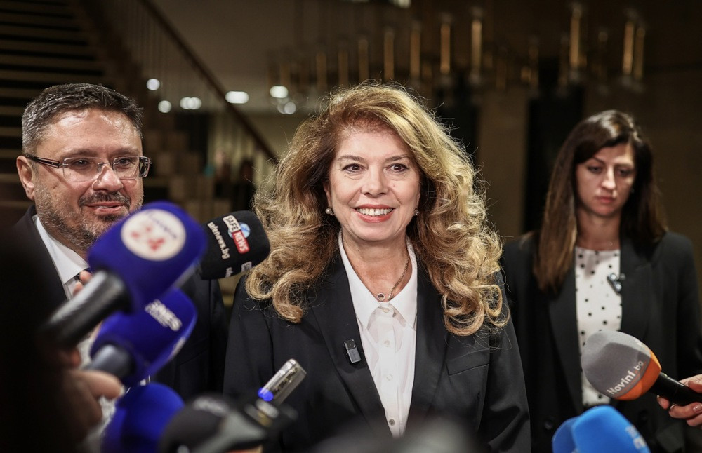 Jotova i Gjurov u drugom krugu predsjedničkih izbora 1. novembra