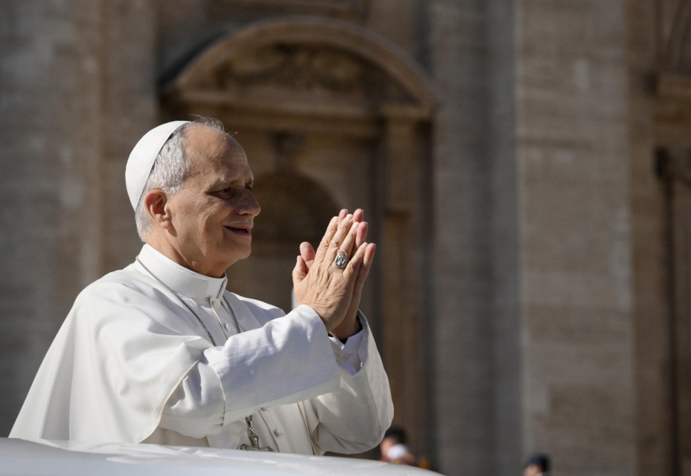 Papa Lav XIV upozorio na razvoj umjetne inteligencije: Određene odluke nikada se ne smiju prepustiti mašinama