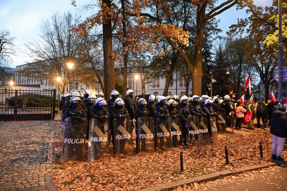 Predsjednik Poljske tvrdi da je narušen ustavni poredak i poziva na hitne razgovore