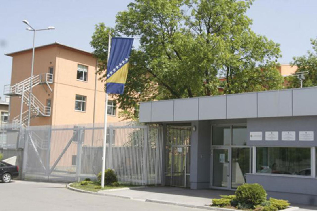 Odbijen prijedlog za mjere zabrane osuđenima za zločine u Bužimu