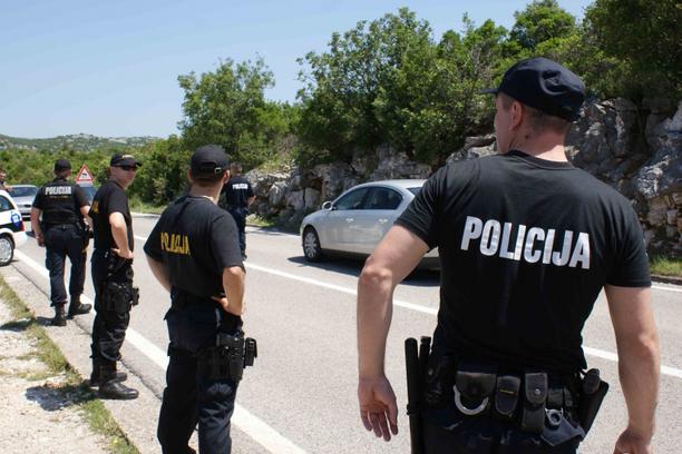 Federalni inspektor fizički napadnut u Neumu, napadač priveden