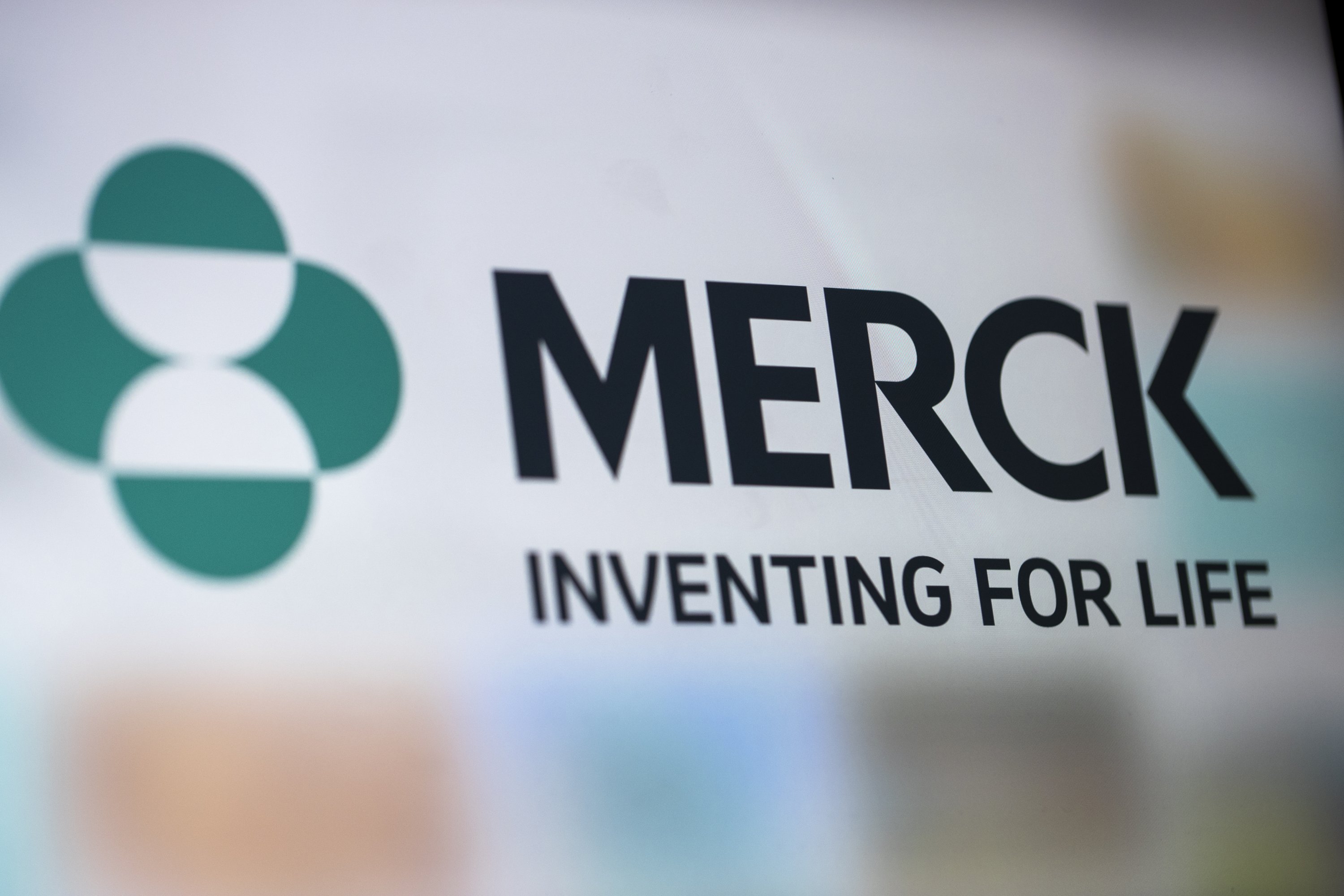 Lijek protiv koronavirusa kompanije Merck odobren u SAD
