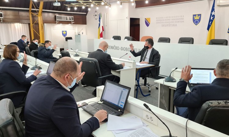 Vlada ZDK donijela naredbe za zdravstvo, policiju i inspekciju