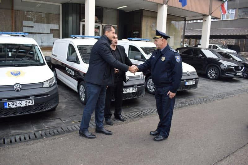 U Upravi policije MUP-a ZDK-a izvršena dodjela službenih vozila za privođenje