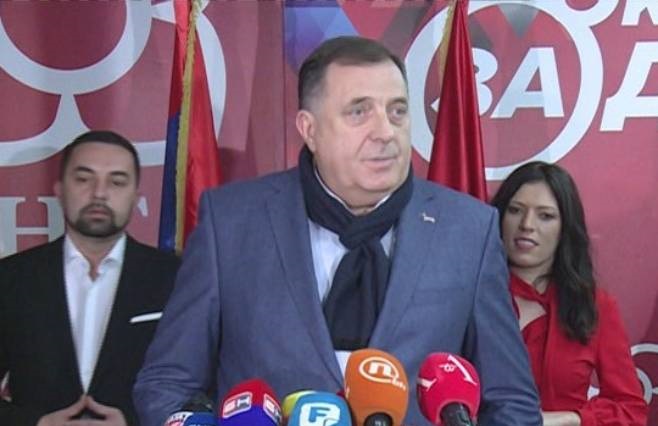 Dodik u Doboju proglasio izbornu pobjedu SNSD-a