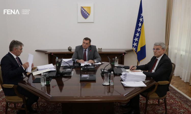 Članovi Predsjedništva BiH na sastanku lidera Brdo-Brijuni procesa