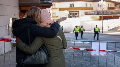 Potraga za žrtvama požara u Švicarskoj se nastavlja, rodbina čeka na identifikaciju