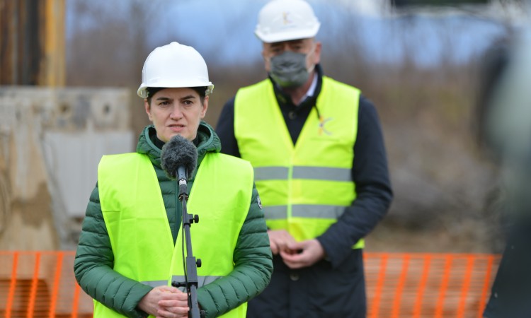 Brnabić: U Srbiji prve vakcine do kraja ove godine