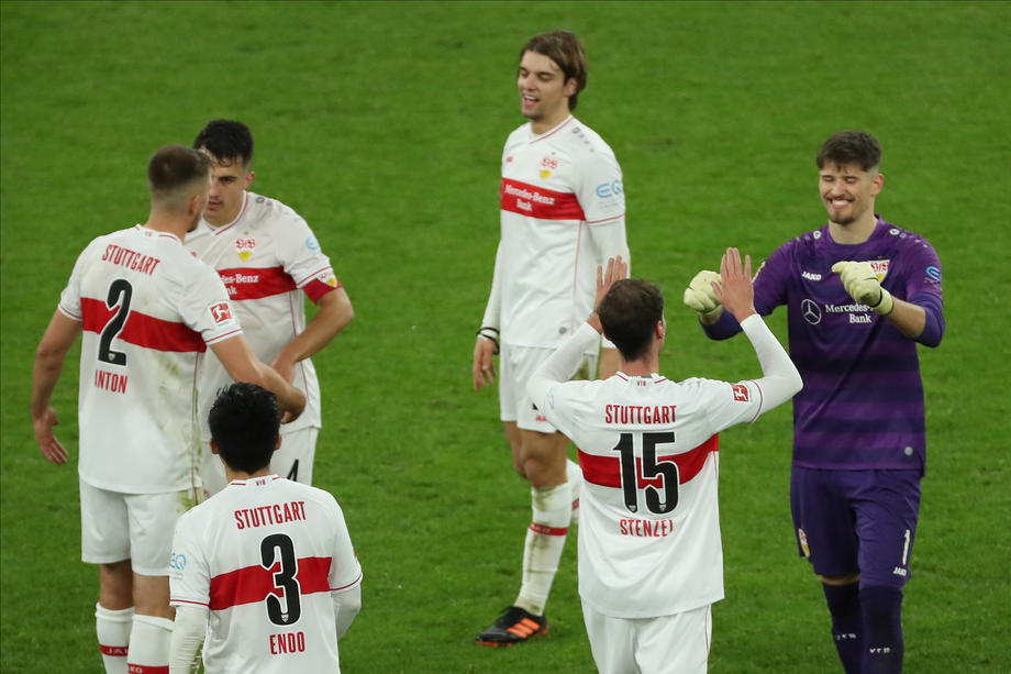Debakl Borussije Dortmund od Stuttgarta, Keln bolji od Mainza