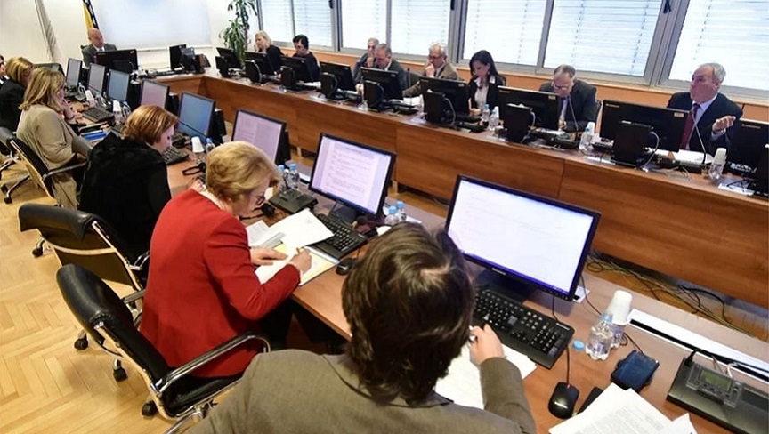 Prekinuta sjednica VSTV-a na kojoj se raspravljalo o ostavci Milana Tegeltije, sutra nastavak