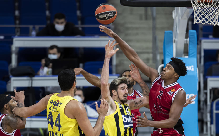 Poraz Fenerbahčea, Žalgiris lako protiv Baskonije