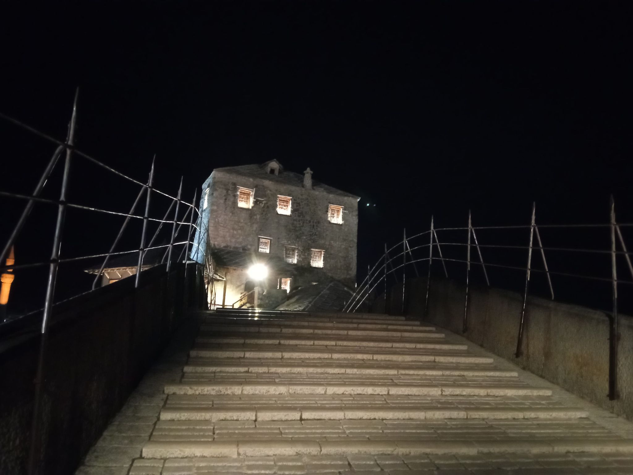 Pust Mostar iščekuje nedjeljne izbore