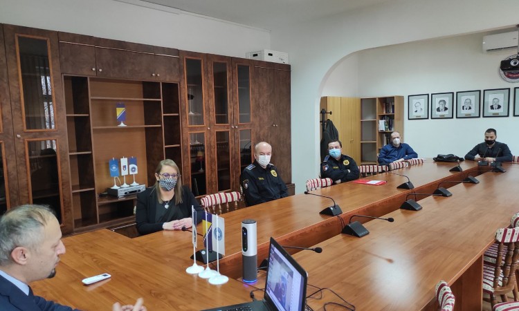 Fakultet za kriminalistiku UNSA pokrenuo specijalističku obuku za policajce