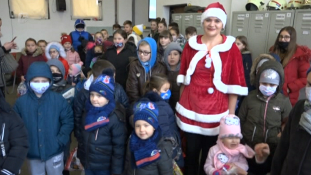 U Udruženju civilnih žrtava rata iz Tešnja organizirana podjela paketića za djecu