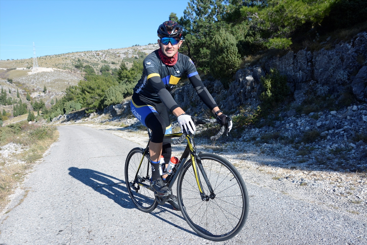 Mostarski biciklista Sanjin Memić napravio podvig: Everesting trajao 26 sati